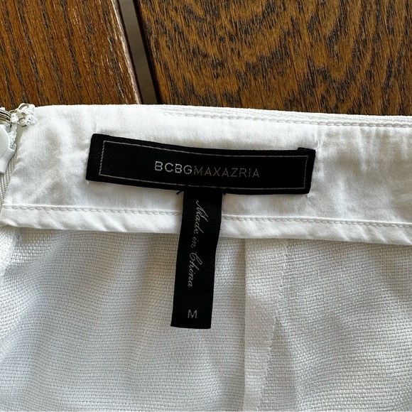 BCBGMaxAzria Elegant White Women's Skorts - Picture 5 of 5